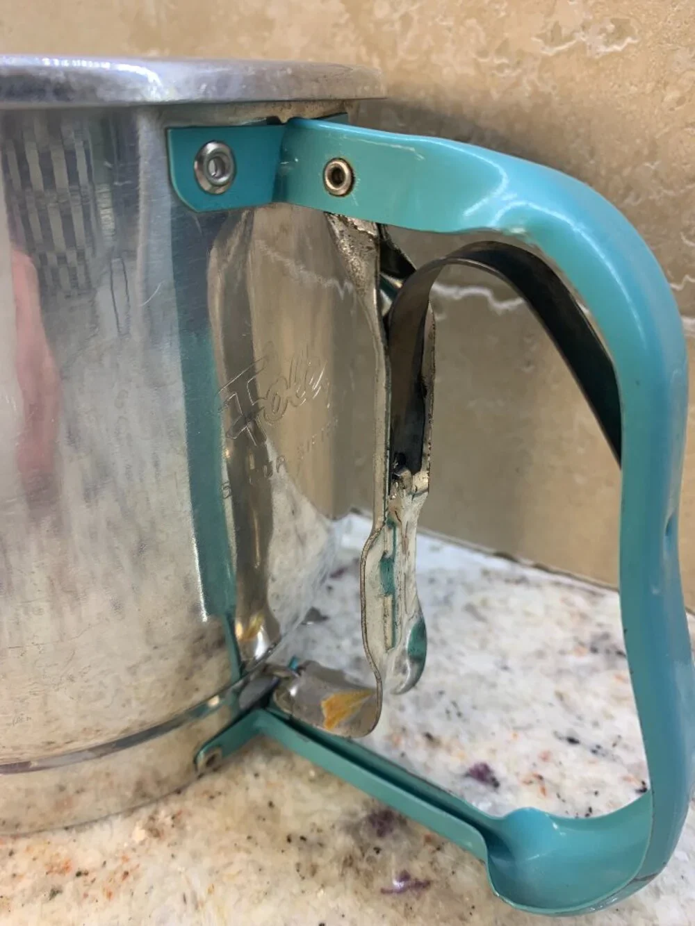 Vintage Foley 5 cup Flour Sifter Turquoise Trigger Handle